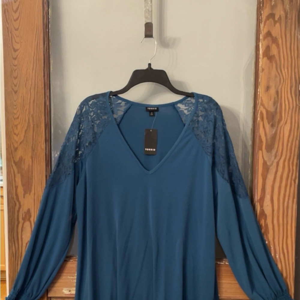 Teal Lace Sleeve Women's Top